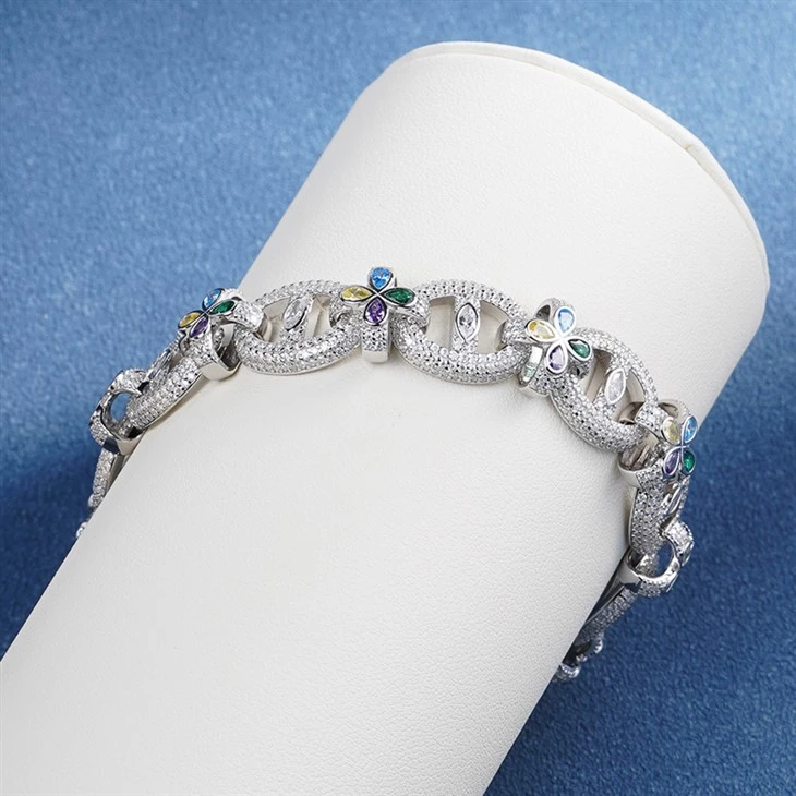 925 Silver Four Leaf Clover Oval Link Bracelet Moissanite Iced Out Jewelry factory