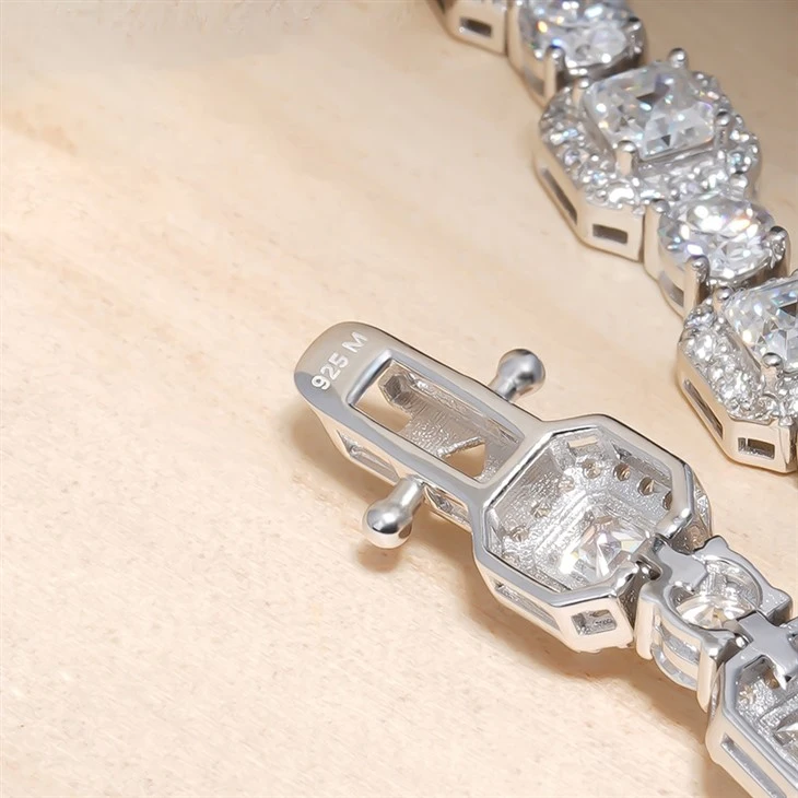 925 Silver Full Square Frame Halo Shiny Crystal Inlaid Silver Link Bracelet factory