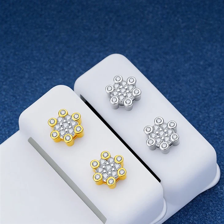 925 Silver Flower Cluster Stud Earring Floral Moissanite Sparkling Earring