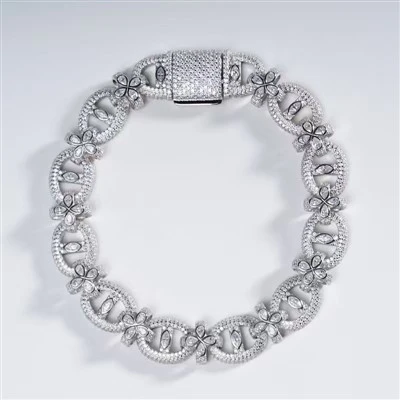 925 Silver Four Leaf Clover Oval Link Bracelet Moissanite Iced Out Jewelry